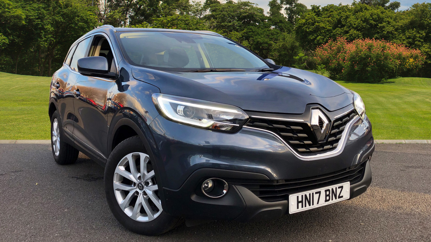 Buy Online Renault Kadjar Tce Dynamique Nav Dr Petrol Hatchback For Sale Bristol Street